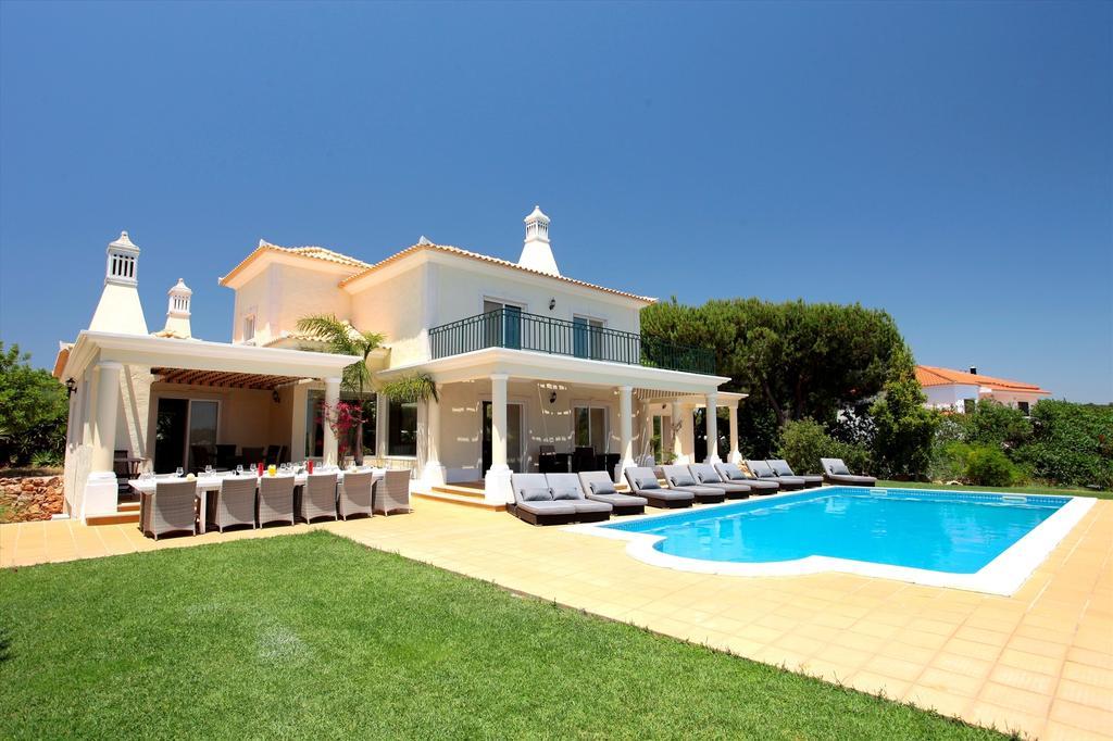 Fonte Santa Villa *