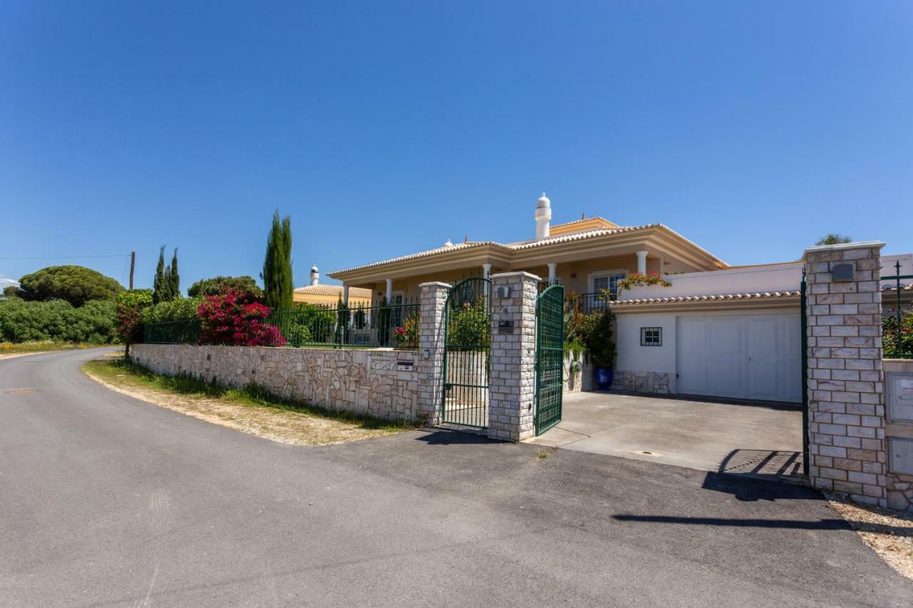 Fonte Santa Villa *